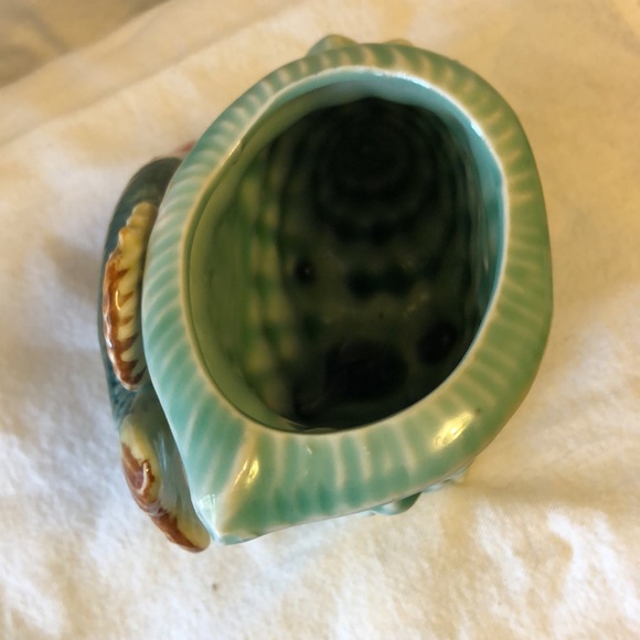 Vintage ceramic fish and shell vase - Picture 4 of 6